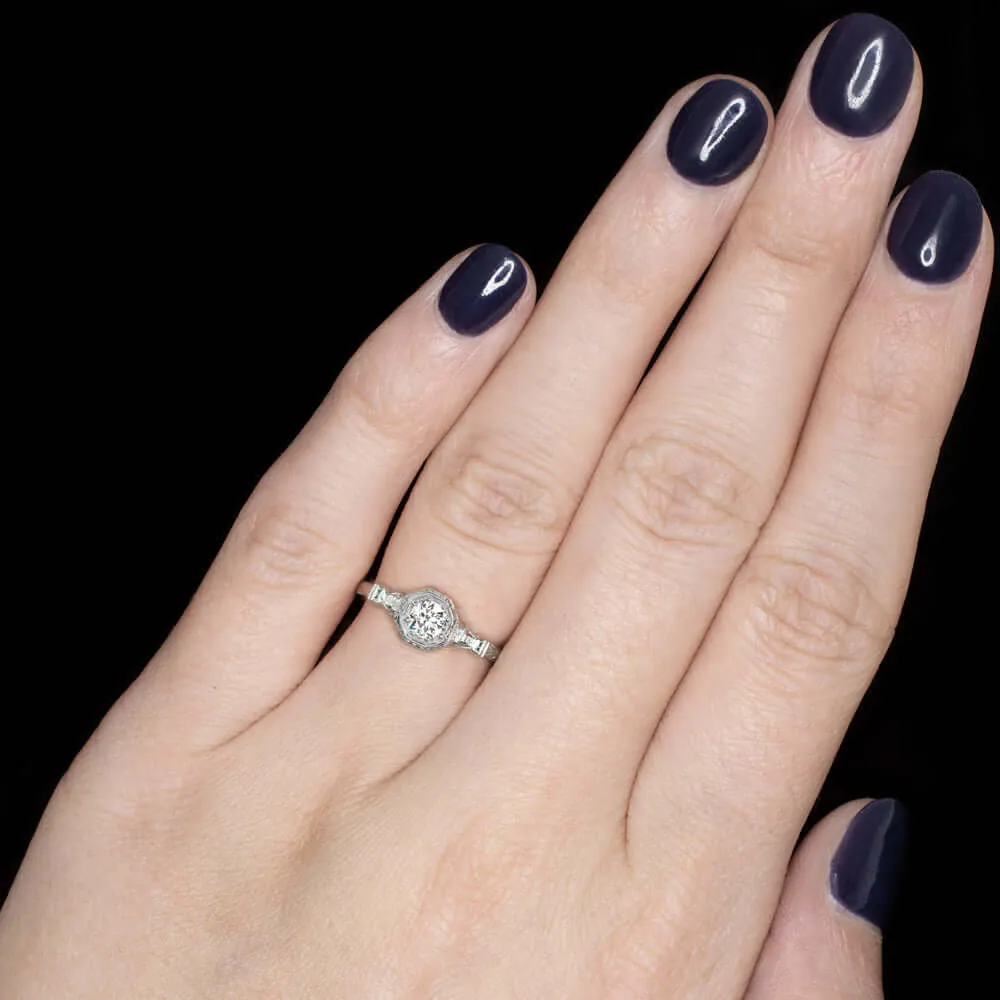 D VS VINTAGE STYLE DIAMOND ENGAGEMENT RING PLATINUM SOLITAIRE ENGRAVED CLASSIC
